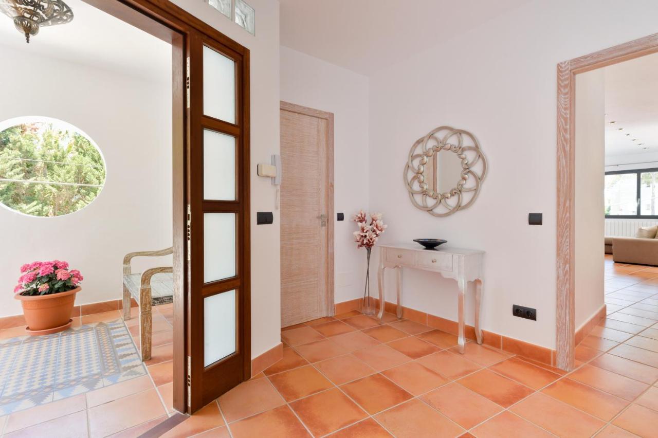 New Villa With Pool 19 Mins From Ibiza Town Cana Clara Санта-Еулалія-дель-Ріо Екстер'єр фото